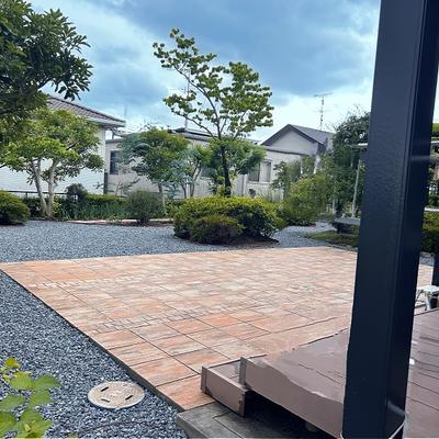 奈良市 天然芝の庭をお手入れラクラク&美しいテラス空間へ。ユニソン「バレリア+カッシア」のテラスで生まれ変わったナチュラルモダン外構 奈良市 天然芝の庭をお手入れラクラク&美しいテラス空間へ。ユニソン「バレリア+カッシア」のテラスで生まれ変わったナチュラルモダン外構