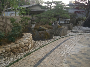 ϩ